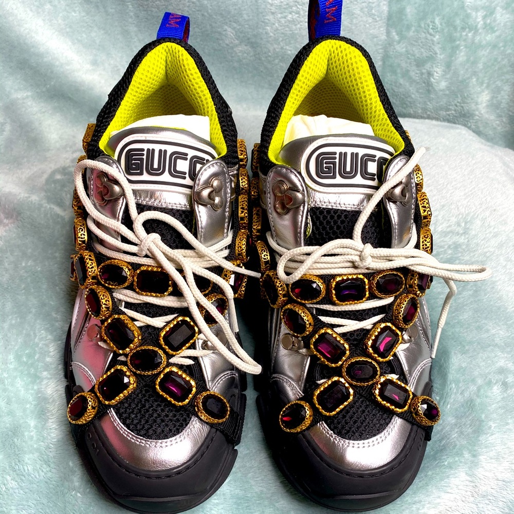 Gucci Flashtrek (authentic) Limited Edition Holiday 2018